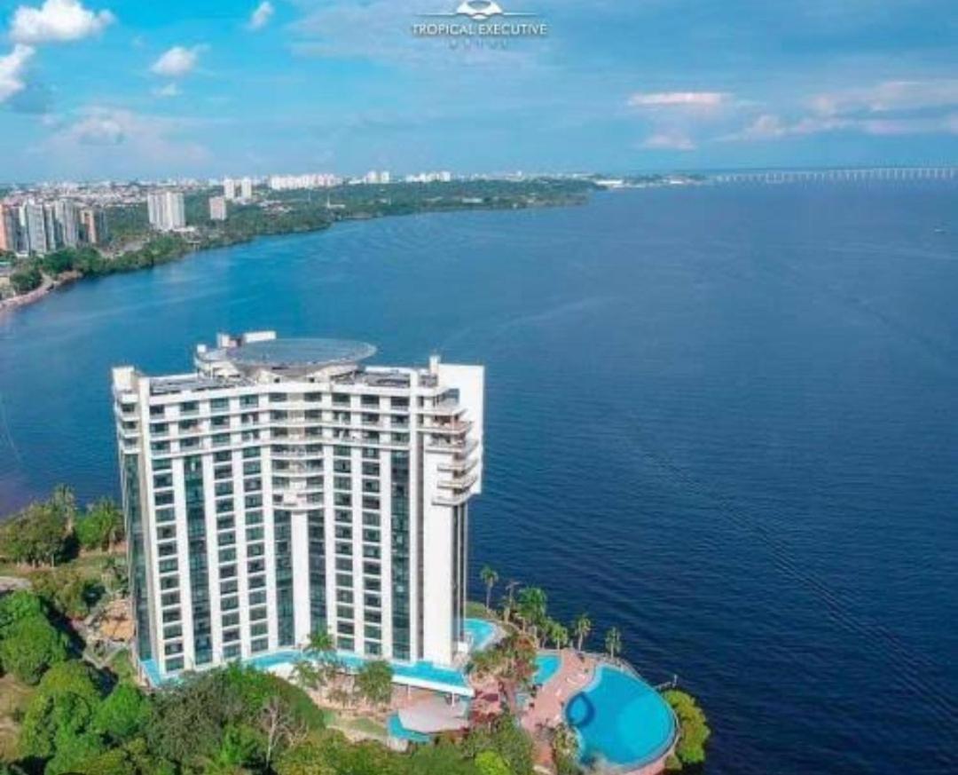 Flat Tropical Executive Ponta Negra